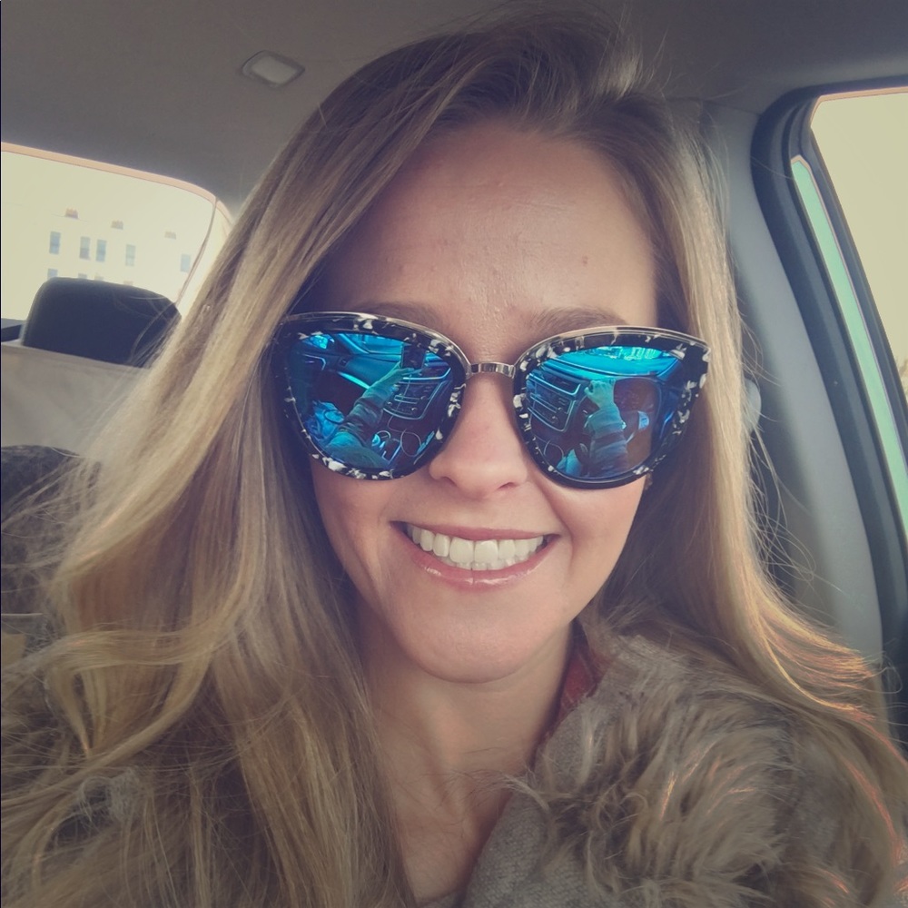 Meet your Posher, Chelsie